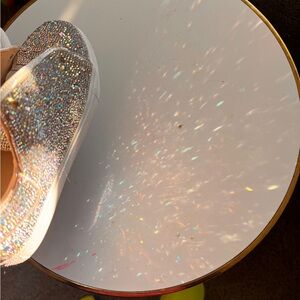 Betsy Johnson Girl size 1 Sparkling Glitter Sneakers